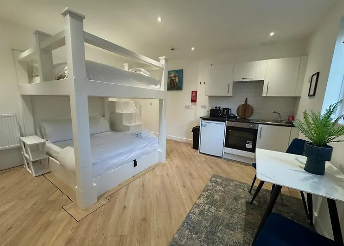 Flat 22 10 St Johns Road